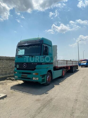 Mercedes Actros 1843 1997, 374,000 km - 12.0 l - Bakı