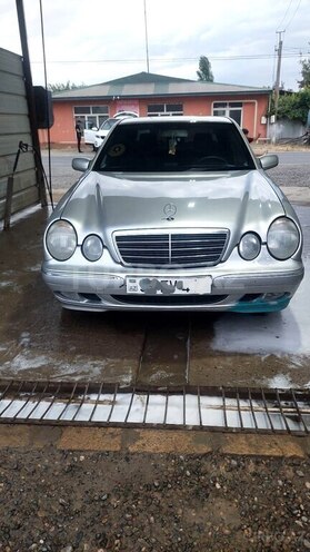 Mercedes E 220 1999, 503,000 km - 2.2 л - Biləsuvar