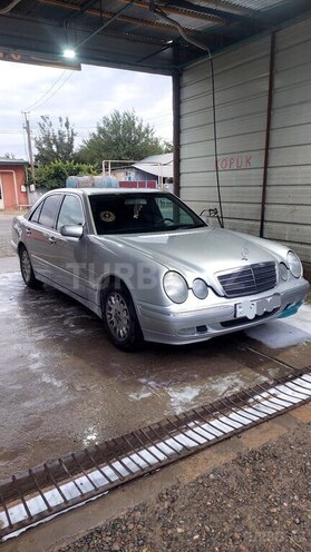 Mercedes E 220 1999, 503,000 km - 2.2 л - Biləsuvar