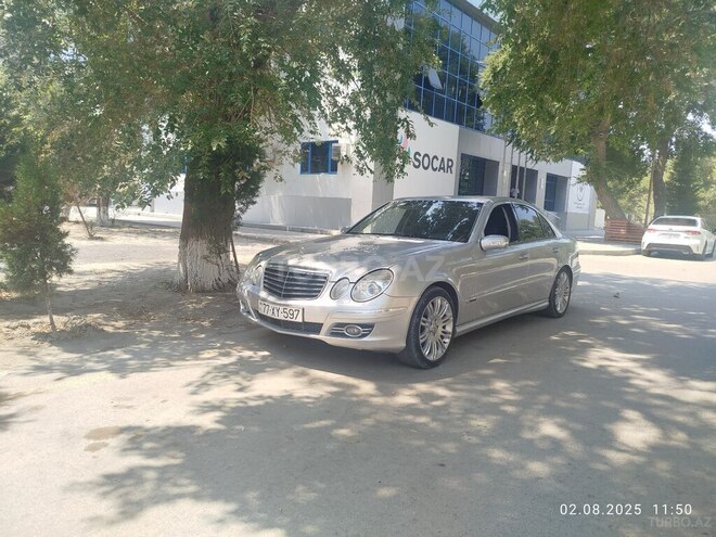 Mercedes E 240 2002, 273,000 km - 2.6 l - Sumqayıt