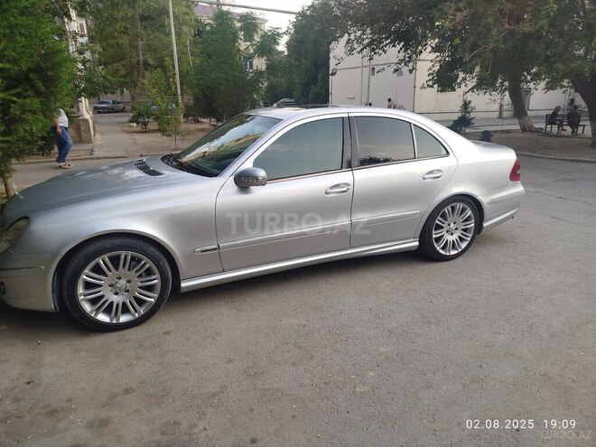 Mercedes E 240 2002, 273,000 km - 2.6 l - Sumqayıt