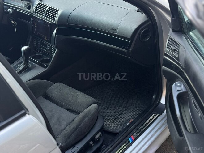 BMW 525 2001, 300,000 km - 2.5 l - Bakı
