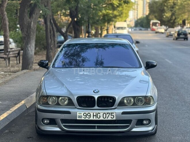 BMW 525 2001, 300,000 km - 2.5 l - Bakı