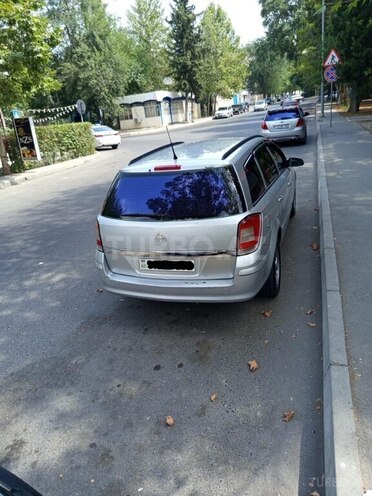 Opel Astra 2006, 350,000 km - 1.4 l - Mingəçevir