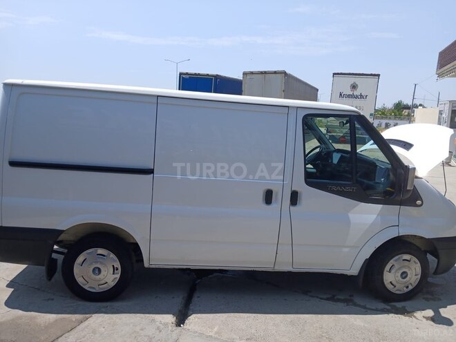 Ford Transit 2010, 280,000 km - 2.2 l - Bakı