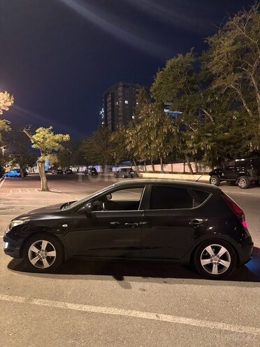 Hyundai i30 2009, 200,000 km - 1.4 l - Bakı