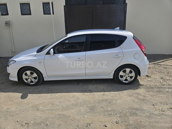 Hyundai i30 2011, 337,000 km - 1.6 l - Lənkəran