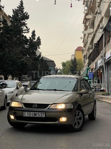 Opel Vectra 1995, 450,000 km - 2.0 л - Bakı
