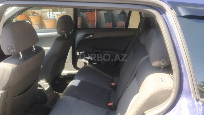 Opel Astra 2007, 289,600 km - 1.3 l - Zaqatala