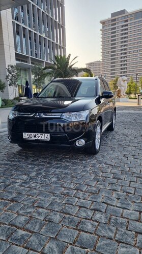 Mitsubishi Outlander 2014, 118,000 km - 2.4 l - Bakı