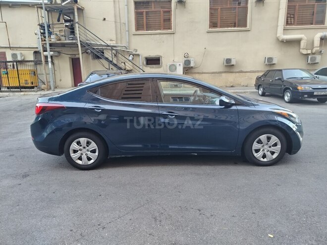 Hyundai Elantra 2015, 159,325 km - 1.8 л - Bakı