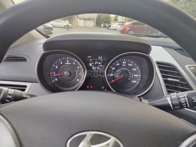 Hyundai Elantra 2015, 159,325 km - 1.8 л - Bakı