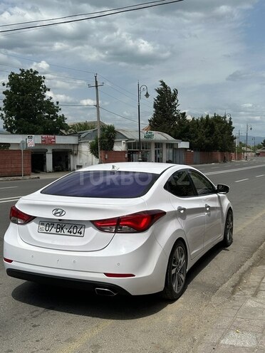 Hyundai Avante 2015, 244,000 km - 1.6 л - Astara