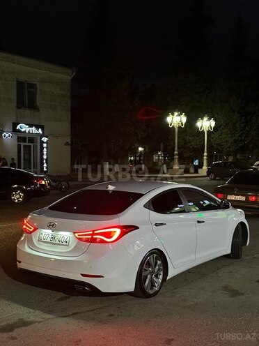 Hyundai Avante 2015, 244,000 km - 1.6 л - Astara