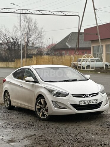 Hyundai Avante 2015, 244,000 km - 1.6 л - Astara