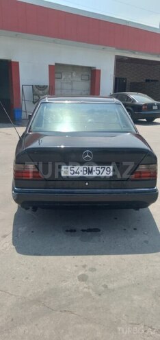 Mercedes E 220 1994, 450,000 km - 2.2 l - Sabirabad