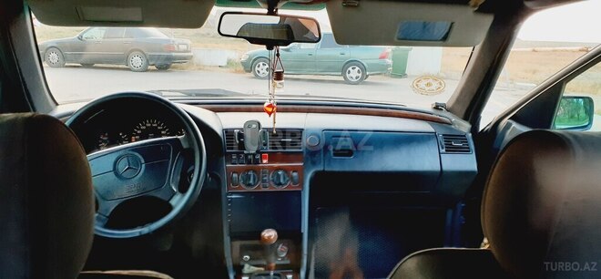Mercedes C 200 1995, 333,000 km - 2.0 l - Sumqayıt