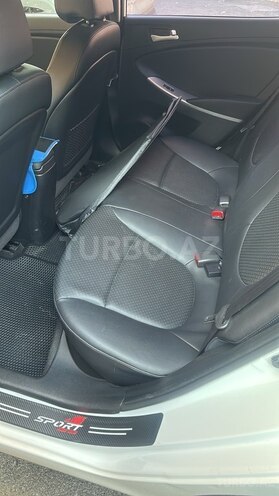 Hyundai Accent 2015, 161,458 km - 1.4 л - Bakı