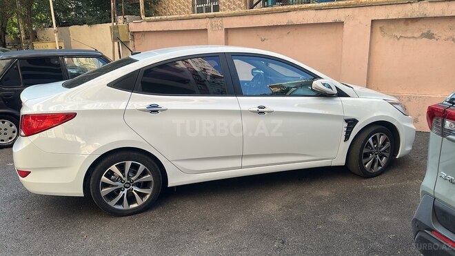 Hyundai Accent 2015, 161,458 km - 1.4 л - Bakı