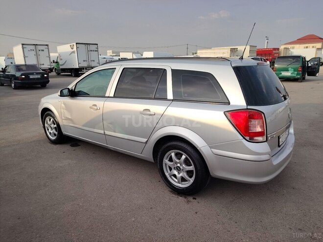 Opel Astra 2009, 345,000 km - 1.4 l - Sumqayıt