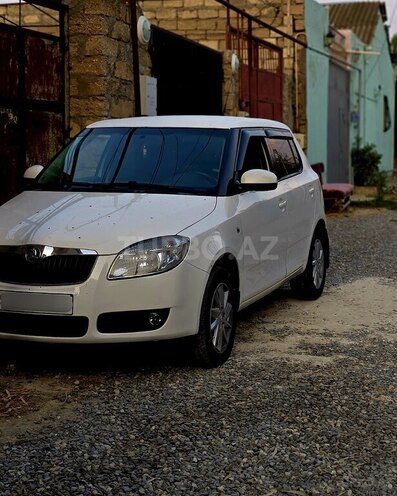 Skoda Fabia 2010, 200,000 km - 1.6 l - Bakı