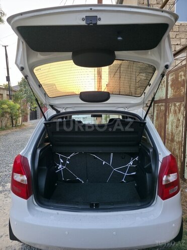 Skoda Fabia 2010, 200,000 km - 1.6 l - Bakı