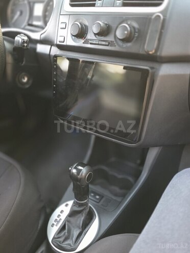 Skoda Fabia 2010, 200,000 km - 1.6 l - Bakı