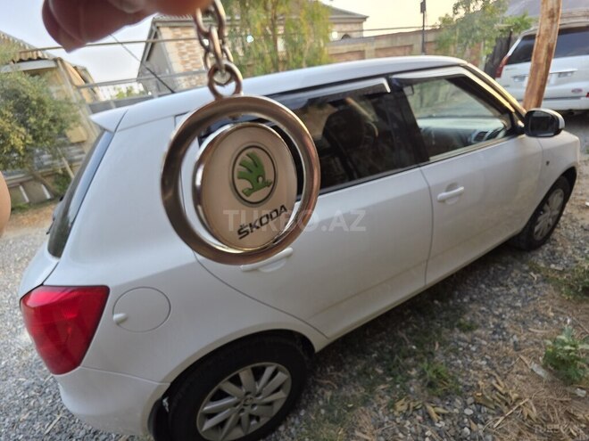 Skoda Fabia 2010, 200,000 km - 1.6 l - Bakı