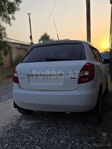 Skoda Fabia 2010, 200,000 km - 1.6 l - Bakı