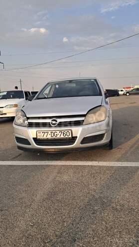 Opel Astra 2004, 254,000 km - 1.4 l - İsmayıllı
