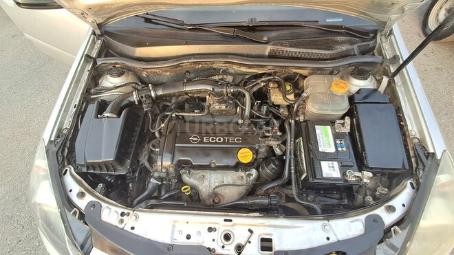 Opel Astra 2004, 254,000 km - 1.4 l - İsmayıllı