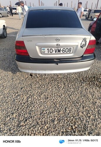 Opel Vectra 1997, 15,000 km - 2.0 l - Gəncə