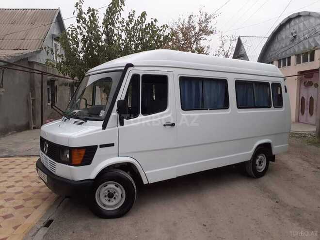 Mercedes 208 D 1995, 230,000 km - 2.3 l - Gəncə