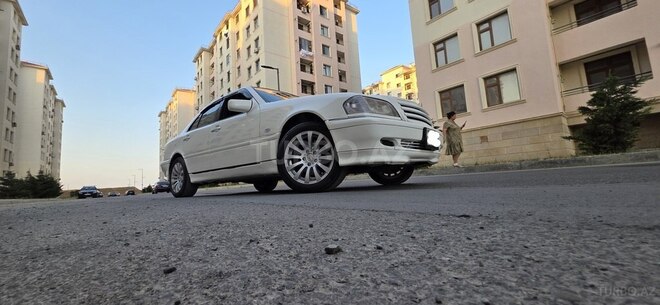 Mercedes C 240-4
