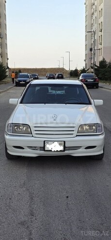 Mercedes C 240-12