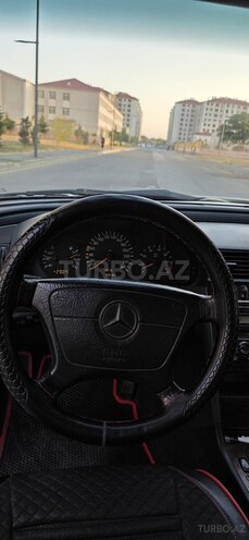 Mercedes C 240-19