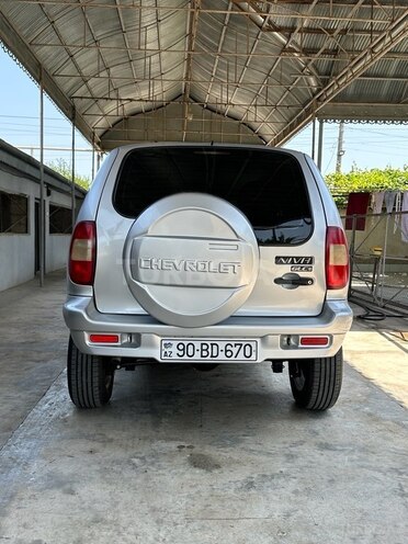 Chevrolet Niva 2007, 199,000 km - 1.7 l - Yevlax