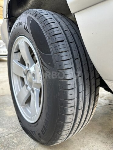 Chevrolet Niva 2007, 199,000 km - 1.7 l - Yevlax