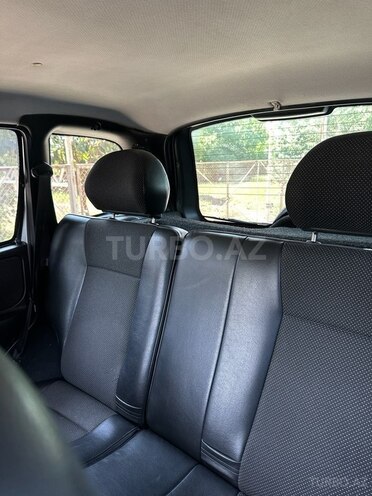 Chevrolet Niva 2007, 199,000 km - 1.7 l - Yevlax