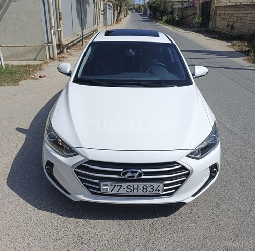 Hyundai Avante 2015, 230,000 km - 1.6 l - Bakı