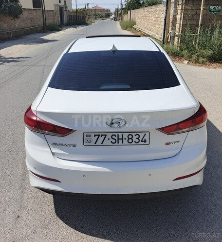 Hyundai Avante 2015, 230,000 km - 1.6 l - Bakı