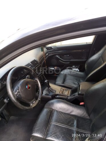 BMW 525 2001, 260,000 km - 2.5 l - Bakı