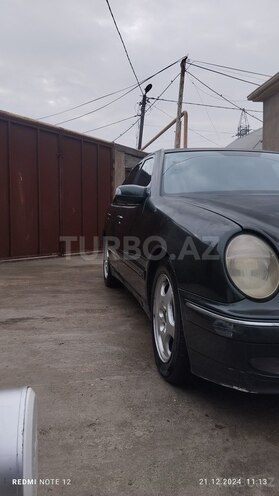 Mercedes E 220 d 2000, 412,000 km - 2.2 л - Sumqayıt
