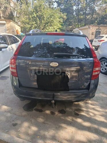 Kia  2008, 282,558 km - 1.4 l - Bakı