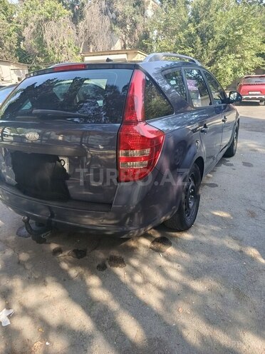 Kia  2008, 282,558 km - 1.4 l - Bakı