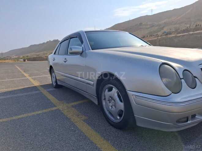 Mercedes E 220 d 2001, 432,500 km - 2.2 l - Bakı