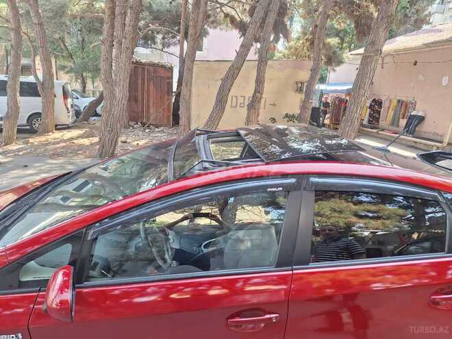 Toyota Prius 2013, 240,000 km - 1.8 l - Bakı