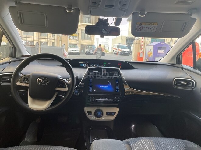 Toyota Prius 2017, 50,000 km - 1.8 l - Bakı