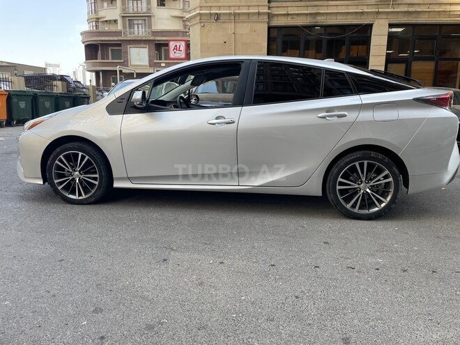 Toyota Prius 2017, 50,000 km - 1.8 l - Bakı