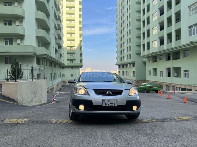 Kia Rio 2006, 280,000 km - 1.4 l - Bakı